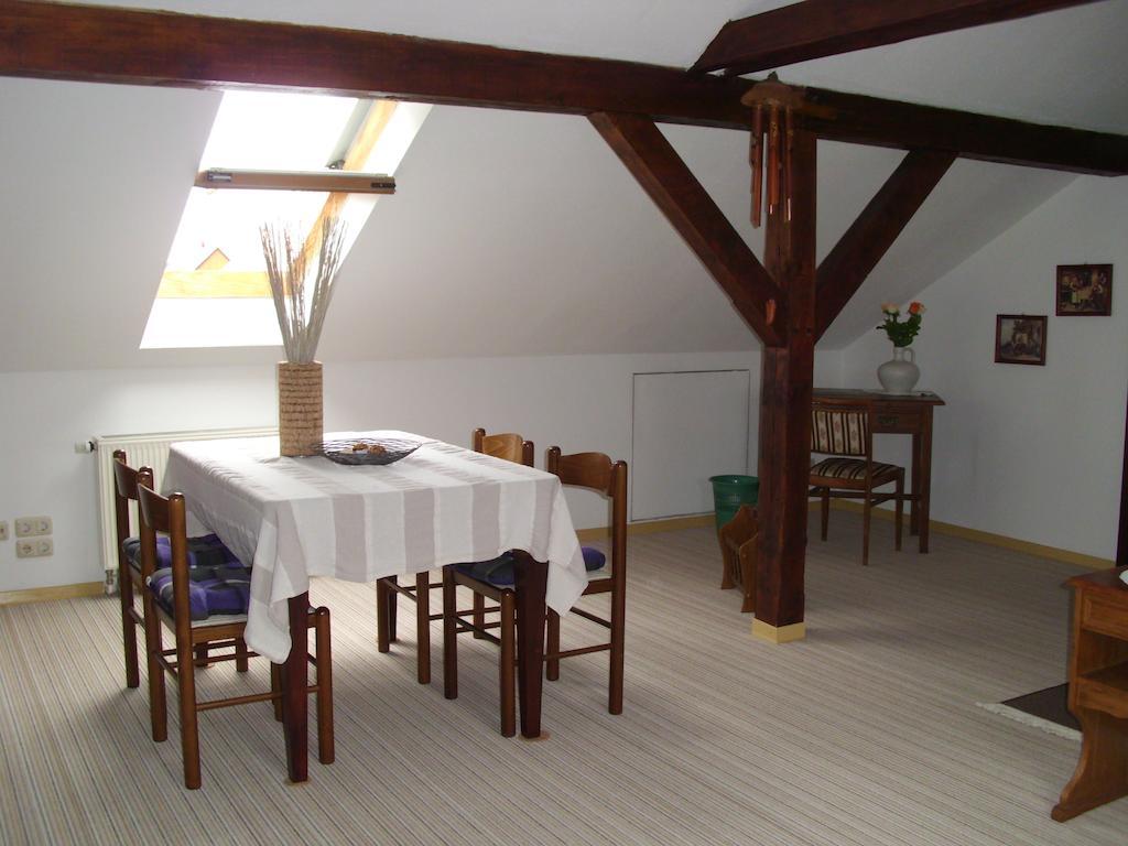 Ferienwohnung Am Dorfplatz Wittenberg Room photo
